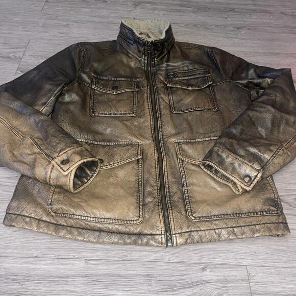 Levi's Men's Faux Leather Sherpa Lined Jacket Size Medium Faded Great Condtion - Picture 2 of 9